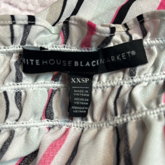 Fun off the shoulder Spring essential - Picture 2 of 2